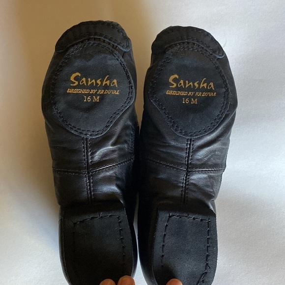 HOST PICK! MENS New jazz shoe. Leather size 10/11 equivalent. - Picture 10 of 11